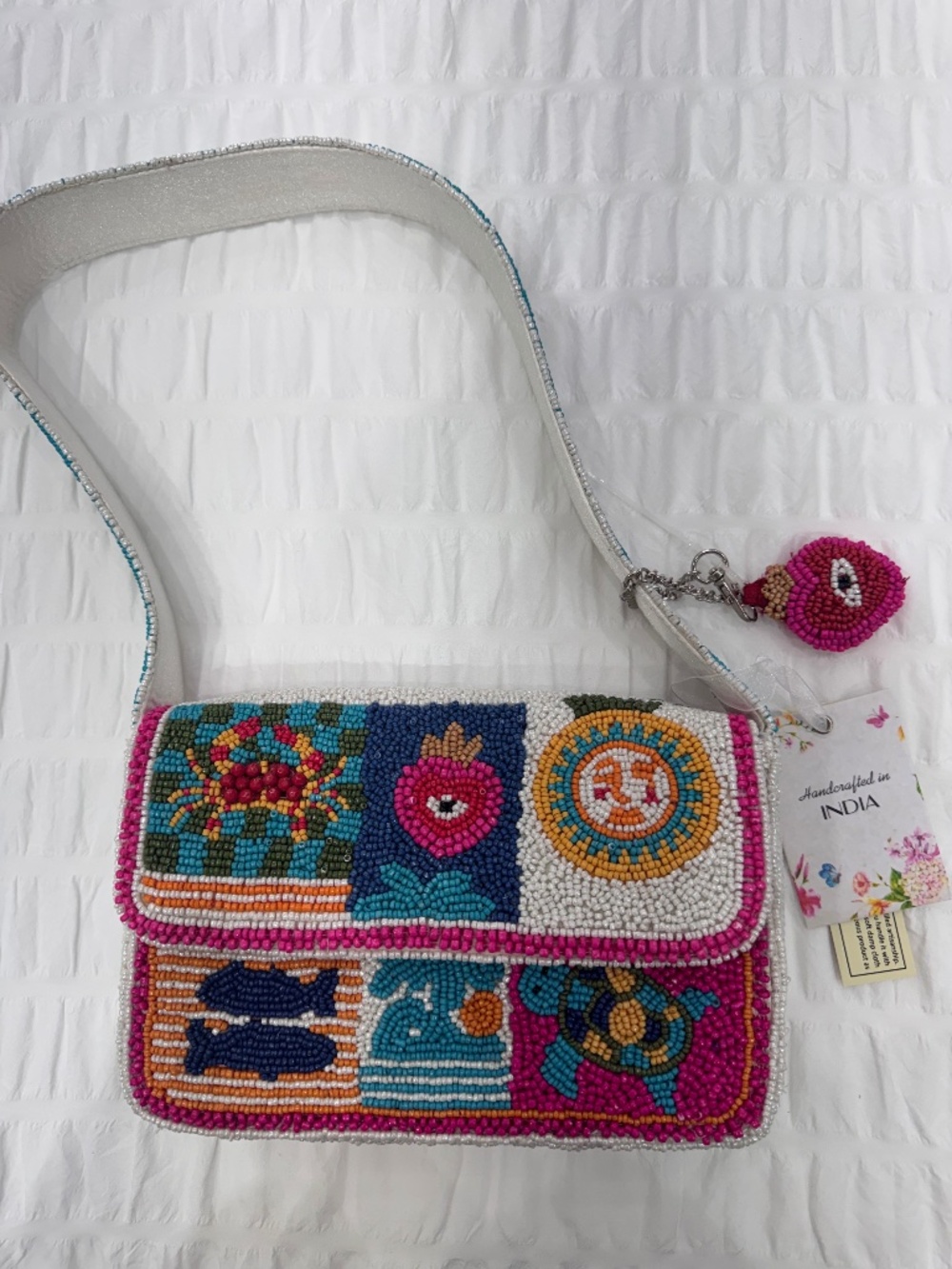 ✨🎨 LUXURY HAND-BEADED ART BAG – BOLD, UNIQUE & UNFORGETTABLE 🎨✨